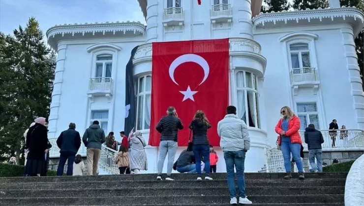 Atatürk Köşkü, 10 Kasım’da Binlerce Ziyaretçi Ağırladı